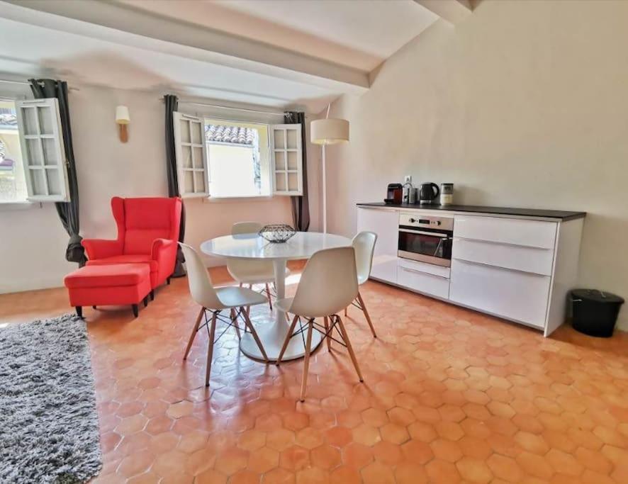 Tres Bel Appartement Centre Ville Historique آيكس أومبروفينس المظهر الخارجي الصورة