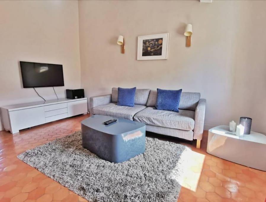 Tres Bel Appartement Centre Ville Historique آيكس أومبروفينس المظهر الخارجي الصورة